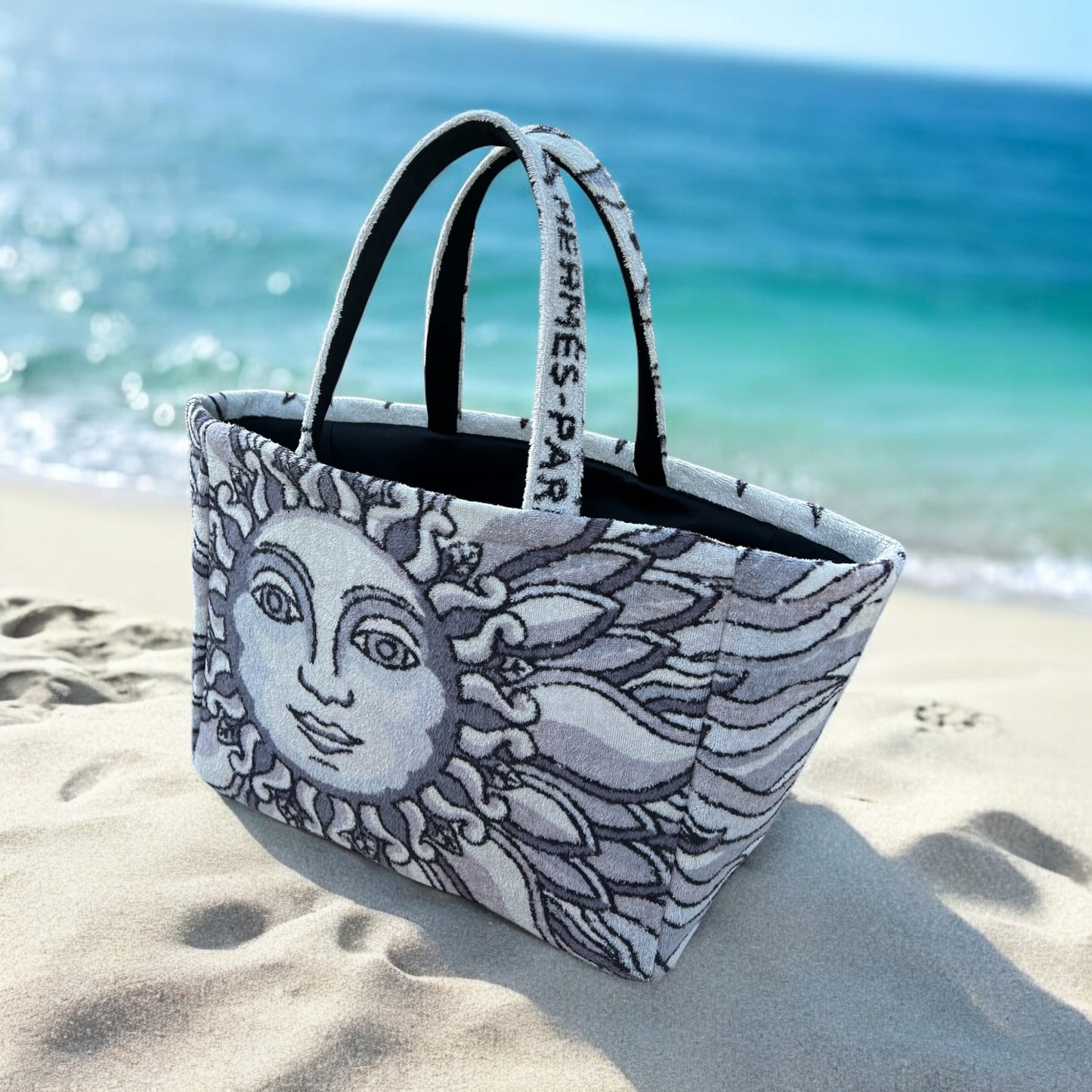 The Soliel Boat Tote