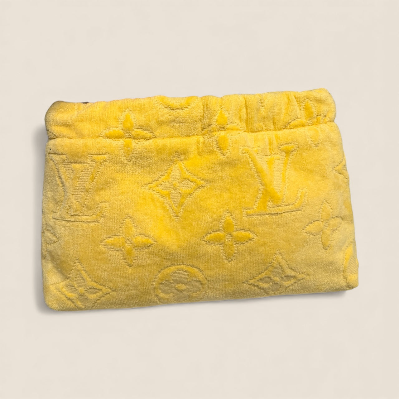 The Classic Floret towel clutch