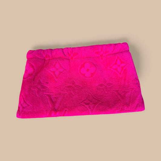 The Classic Floret towel clutch