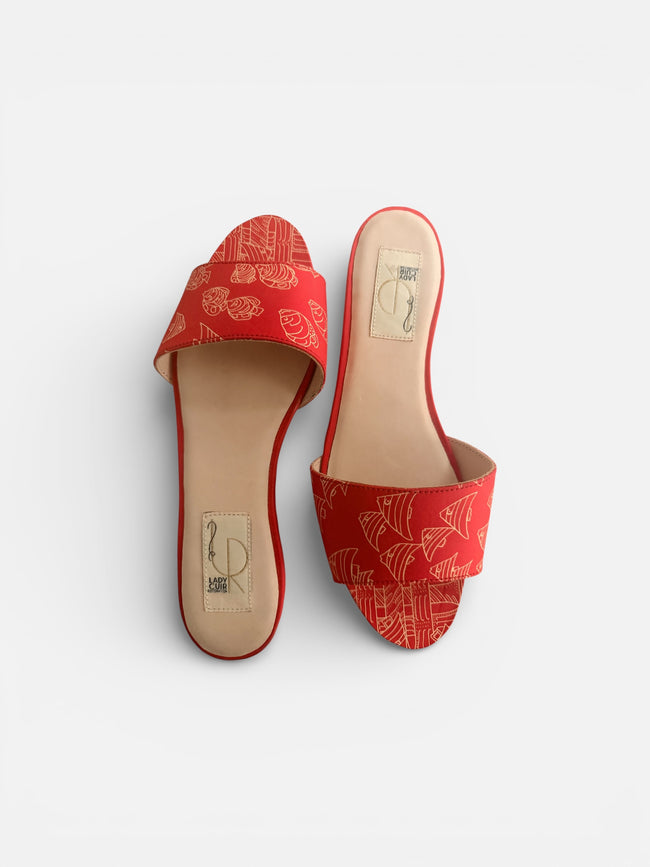 The Pescare Silk Sandal by Lady Cuir - Size 7