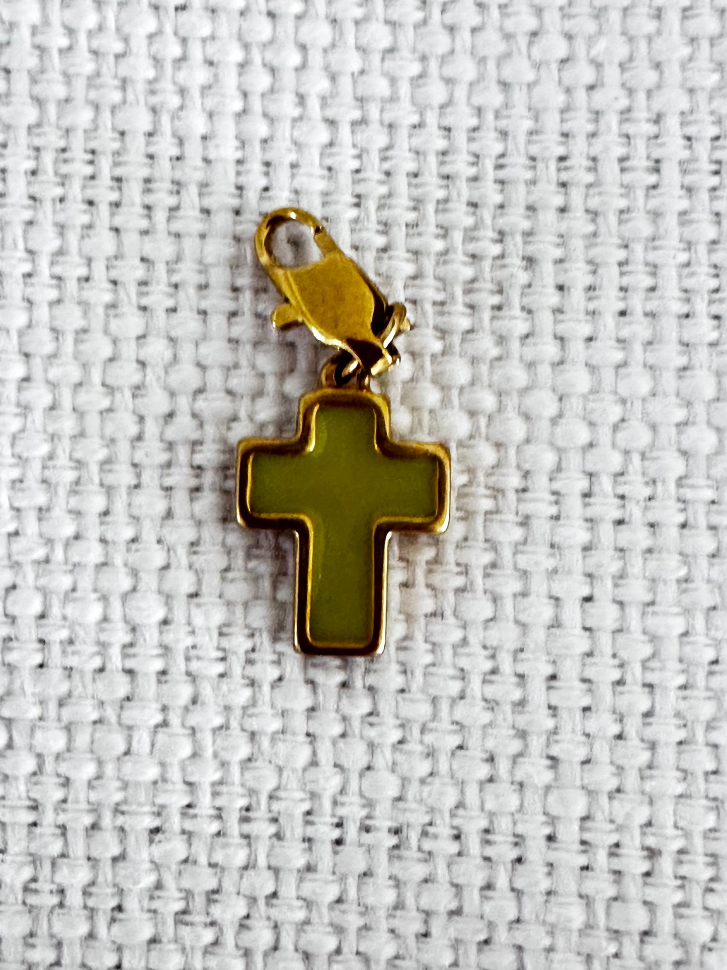 Palas- Cruz Cross Charm