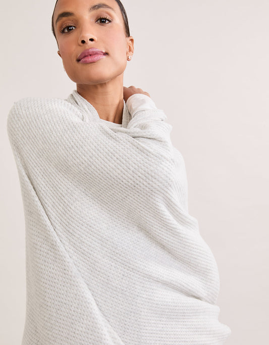 Maison Wheat Big Sky Wrap